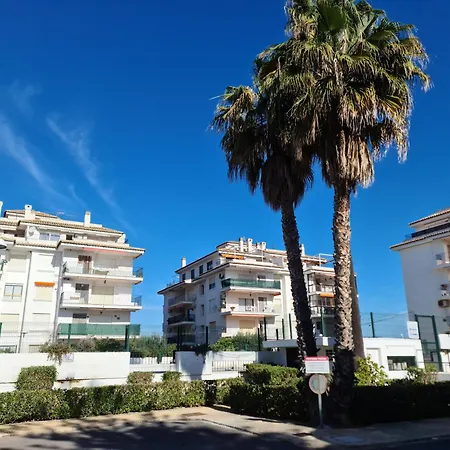 アパート Piso Playa Almarda *